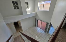 3غرفة شقق في الوحدات السكنية 134 متر مربع ويست إند, ایالات متحده آمریکا. $495,000