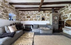12غرفة خانه  646 متر مربع Lupoglav, کرواسی. 995,000 €