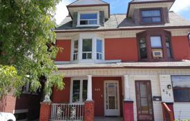  دو خانه بهم متصل – Broadview Avenue, تورنتو, انتاریو,  کانادا. C$1,795,000