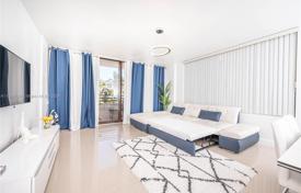 2غرفة شقق في الوحدات السكنية 104 متر مربع South Ocean Drive, ایالات متحده آمریکا. $565,000