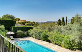 3غرفة ویلا  گراس, فرانسه. 1,750,000 €
