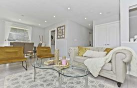 9غرفة خانه  Etobicoke, کانادا. C$1,418,000