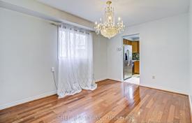 13غرفة خانه  اسکاربرو، تورنتو, کانادا. C$1,449,000