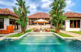 3غرفة ویلا  350 متر مربع Canggu, اندونزی. $250,000