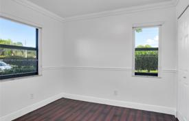 آپارتمان کاندو – Pembroke Pines, Broward, فلوریدا,  ایالات متحده آمریکا. $300,000
