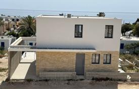 4غرفة دو خانه بهم چسبیده 309 متر مربع Chloraka, قبرس. 1,100,000 €