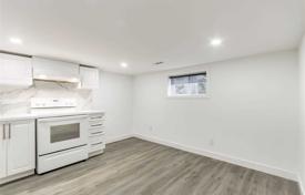 4غرفة خانه  Etobicoke, کانادا. C$2,000,000