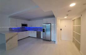 آپارتمان کاندو – Collins Avenue, میامی, فلوریدا,  ایالات متحده آمریکا. $390,000