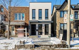  دو خانه بهم متصل – York, تورنتو, انتاریو,  کانادا. C$2,026,000