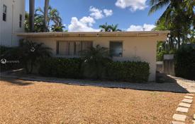 دو خانه بهم چسبیده – Fort Lauderdale, فلوریدا, ایالات متحده آمریکا. $1,000,000