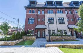 3غرفة  دو خانه بهم متصل Etobicoke, کانادا. C$1,194,000