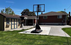 8غرفة خانه  Etobicoke, کانادا. C$1,785,000
