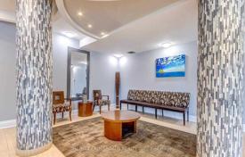 5غرفة آپارتمان  اسکاربرو، تورنتو, کانادا. C$893,000