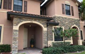 3غرفة شقق في الوحدات السكنية 146 متر مربع Hialeah, ایالات متحده آمریکا. $510,000
