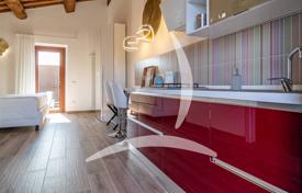 4غرفة ویلا  300 متر مربع Castiglione del Lago, ایتالیا. 1,290,000 €