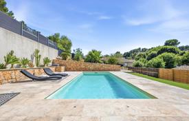 4غرفة ویلا  Valbonne, فرانسه. 1,470,000 €