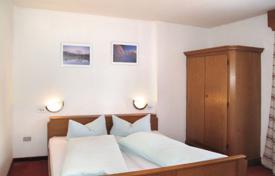 17غرفة دو خانه بهم چسبیده 400 متر مربع Trentino - Alto Adige, ایتالیا. 5,900 € في الأسبوع