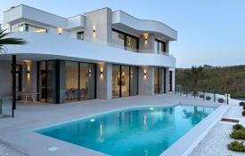 دو خانه بهم چسبیده – کالپ, والنسیا, اسپانیا. 1,350,000 €