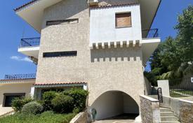 دو خانه بهم چسبیده – Nea Erythraia, آتیکا, یونان. 550,000 €