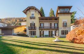 ویلا  – Stresa, Piedmont, ایتالیا. 1,400,000 €