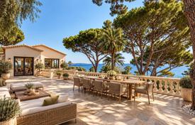 7غرفة ویلا  کن, فرانسه. 4,990,000 €