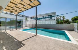 3غرفة ویلا  آیا ناپا, قبرس. 820,000 €
