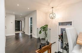 3غرفة خانه  Etobicoke, کانادا. C$1,714,000