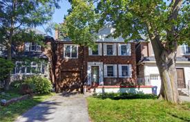 4غرفة خانه  East York, کانادا. C$2,476,000