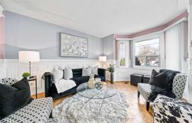 10غرفة خانه  York, کانادا. C$1,705,000