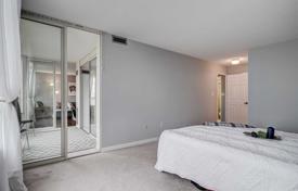 3غرفة آپارتمان  Yonge Street, کانادا. C$959,000