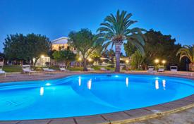20غرفة ویلا  850 متر مربع Marina di Modica, ایتالیا. 1,200,000 €