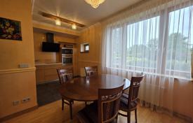 3غرفة آپارتمان  94 متر مربع ریگا, لتونی. 295,000 €
