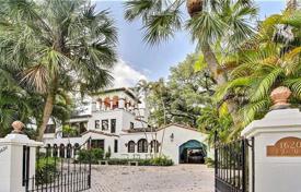 13غرفة دو خانه بهم چسبیده 770 متر مربع Fort Lauderdale, ایالات متحده آمریکا. $2,750,000