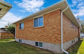 12غرفة خانه  Etobicoke, کانادا. C$1,750,000
