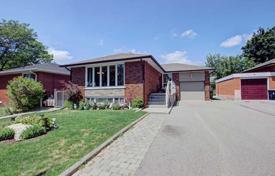 4غرفة خانه  Etobicoke, کانادا. C$1,036,000