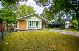 8غرفة خانه  Etobicoke, کانادا. C$1,180,000