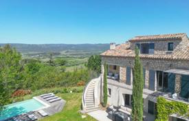 12غرفة ویلا  Roussillon, فرانسه. 1,395,000 €