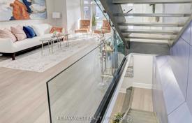 8غرفة خانه  Etobicoke, کانادا. C$2,246,000