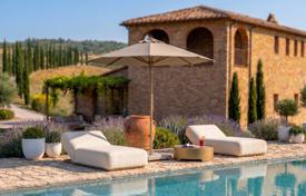 20غرفة کاخ  1000 متر مربع Monteroni D'arbia, ایتالیا. 5,500,000 €