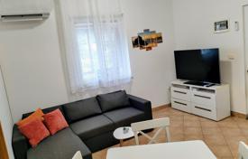 1غرفة آپارتمان  35 متر مربع Umag, کرواسی. 220,000 €