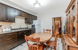 5غرفة  دو خانه بهم متصل Old Toronto, کانادا. C$1,575,000