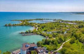 10غرفة خانه  Etobicoke, کانادا. C$1,479,000