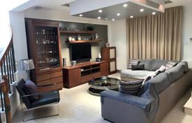 4غرفة دو خانه بهم چسبیده 309 متر مربع نیکوزیا, قبرس. 900,000 €