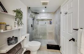 5غرفة آپارتمان  Etobicoke, کانادا. C$1,057,000