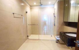 2غرفة شقق في الوحدات السكنية Khlong Toei, تایلند. $3,400 في الأسبوع