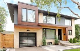 خانه  – Etobicoke, تورنتو, انتاریو,  کانادا. C$1,576,000