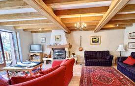 7غرفة آپارتمان  Saint-Martin-de-Belleville, فرانسه. 990,000 €