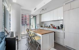 آپارتمان  – Blue Jays Way, Old Toronto, تورنتو,  انتاریو,   کانادا. C$1,152,000