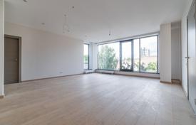 3غرفة آپارتمان  92 متر مربع Central District, لتونی. 388,000 €