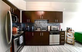 آپارتمان  – نورث یورک, تورنتو, انتاریو,  کانادا. C$990,000